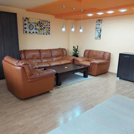 Apartament Anthony * Μανγκάλια